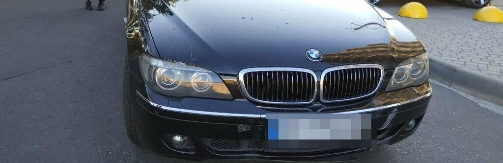   :   BMW  ,   ,  , - 