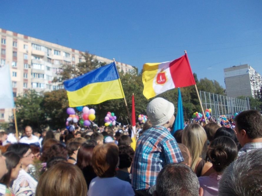 Предвыборное волшебство: первый звонок в одесской школе превратился в бенефис Труханова (Фото) (фото) - фото 3