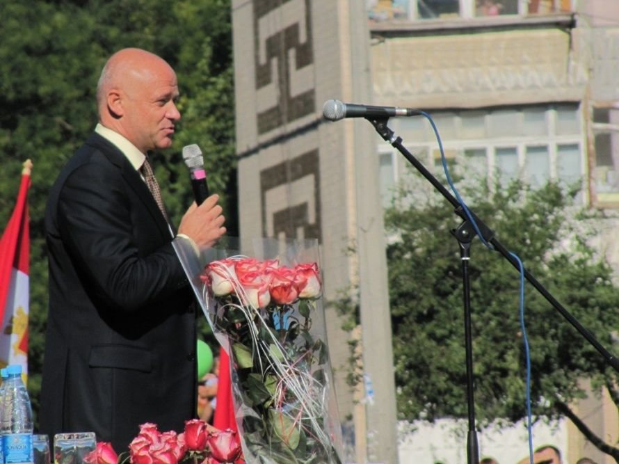 Предвыборное волшебство: первый звонок в одесской школе превратился в бенефис Труханова (Фото) (фото) - фото 5