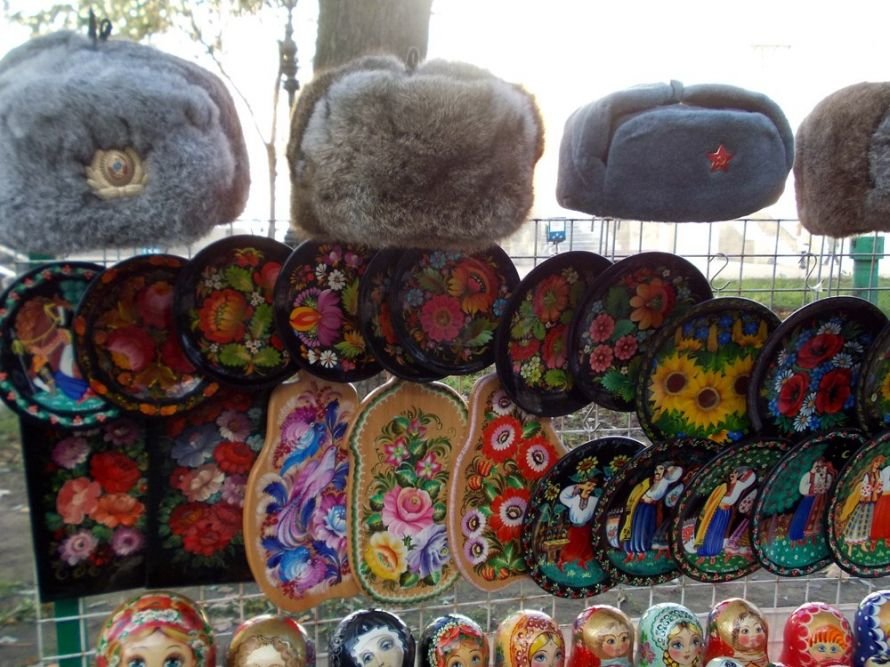 Сувениры из Одессы: иностранцы увозят сувениры ручной работы, украинцы довольствуются китайскими дешевками (Фото) (фото) - фото 15