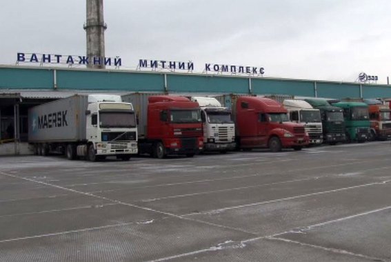 В Одессе ликвидировали крупный канал контрабанды (ФОТО, ВИДЕО) (фото) - фото 1
