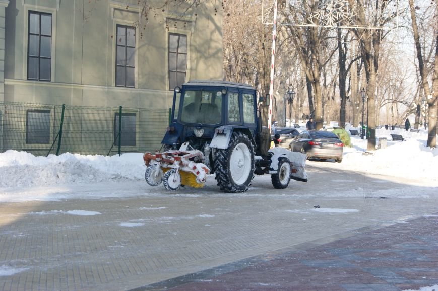 Коммунальный коллапс: В Одессе не убирают ни улицы, ни тротуары (ФОТОРЕПОРТАЖ) (фото) - фото 1