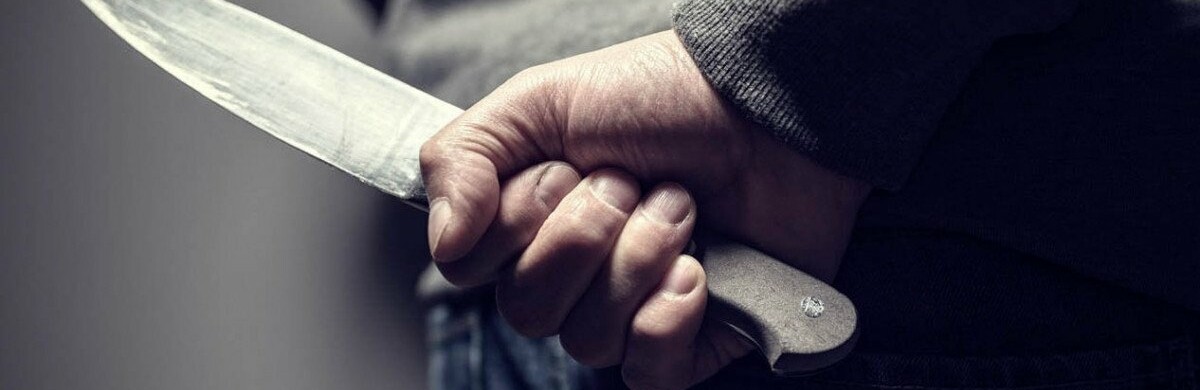 В Одесі чоловік зарізав дружину та сина, а потім позбавив життя себе