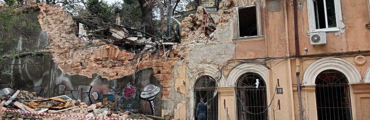 Одесити, які постраждали від ракетних атак, отримають грошову допомогу