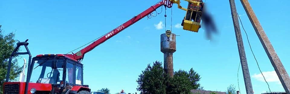 На Одещині під час робіт на електроопорі чоловіка вбило струмом, - ФОТО, ВІДЕО