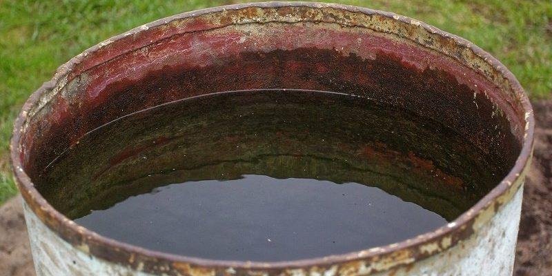 В Одеській області дитина потонула у діжці з водою