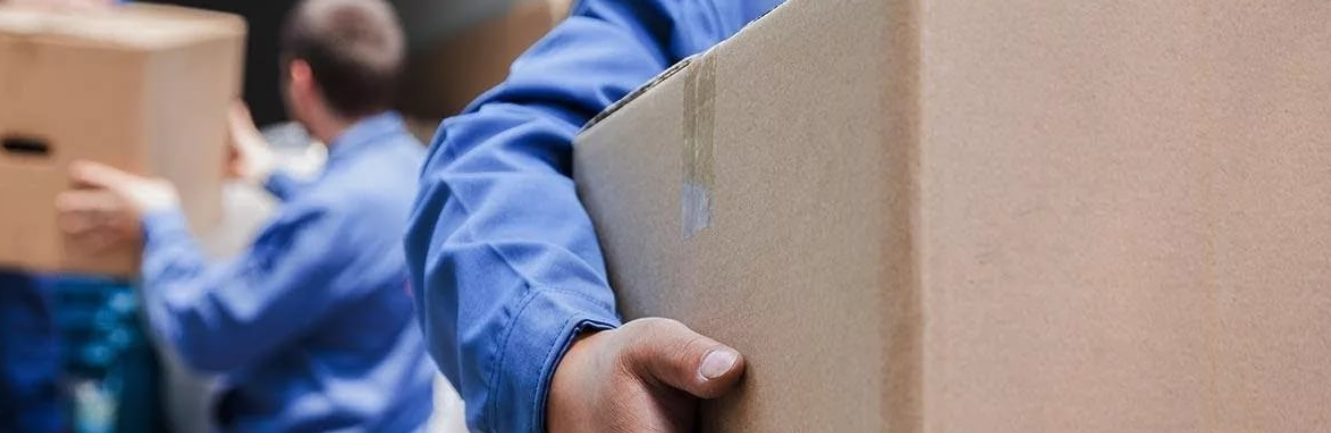 Робота вантажником в Одесі: п'ять вакансій із зарплатою від 6 до 15 тисяч гривень