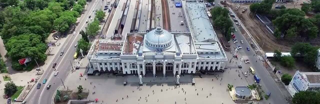 Потяг з Одеси до Польщі затримується через аварію