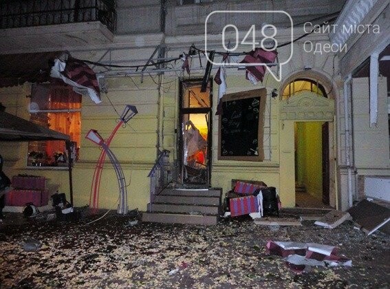 Хроники войны: В Одессе прогремели уже более сотни взрывов, фото-4 Хроники войны: В Одессе прогремели уже более сотни взрывов, фото-4