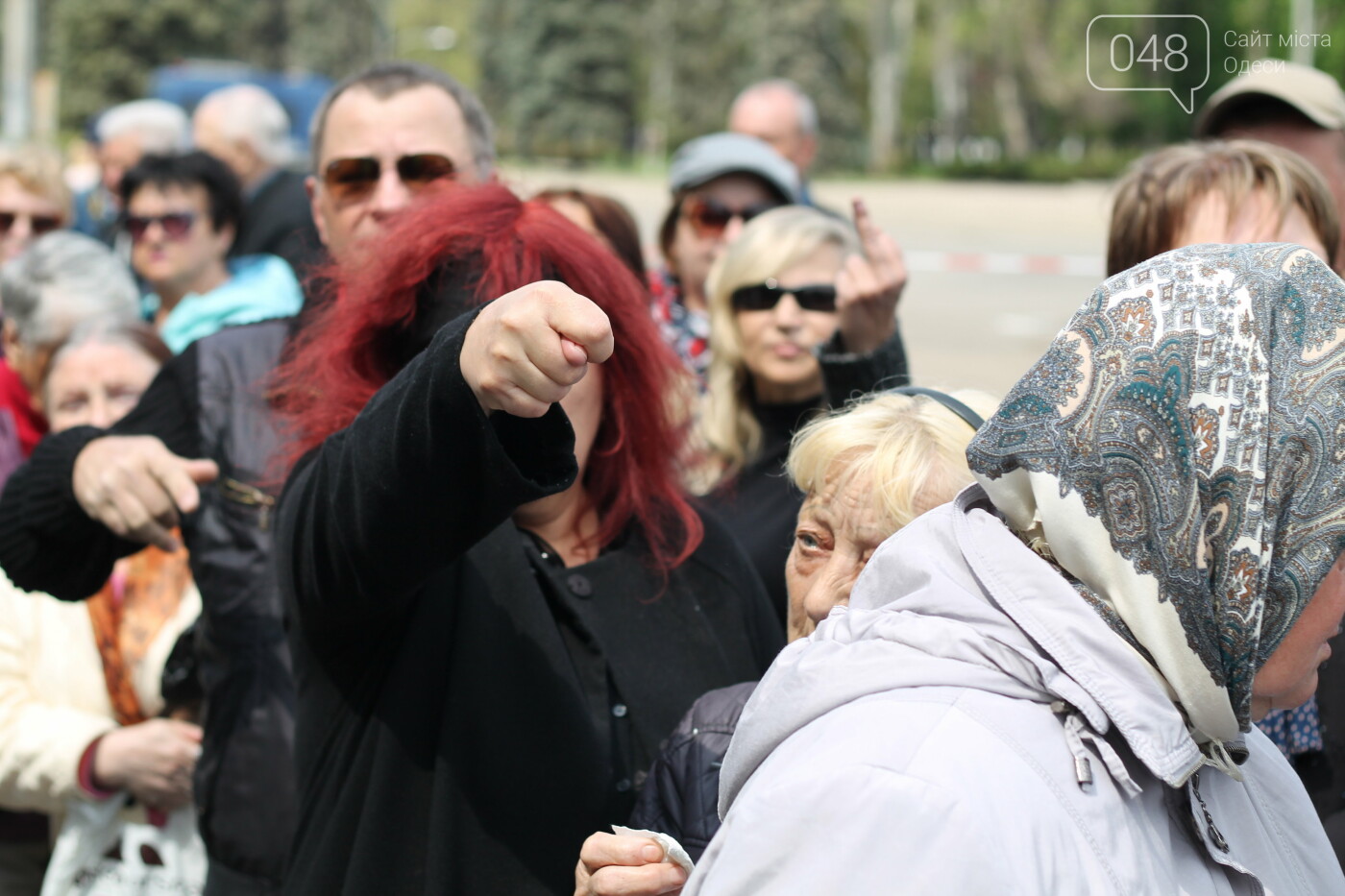 Активисты Куликового поля пришли к дому профсоюзов