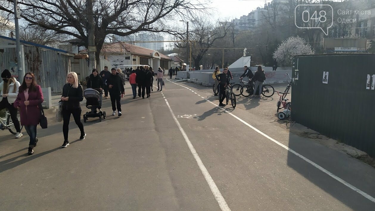 Корреспондент 048.ua Александр Жирносенко., Аркадия во время карантина. Аркадия во время карантина.