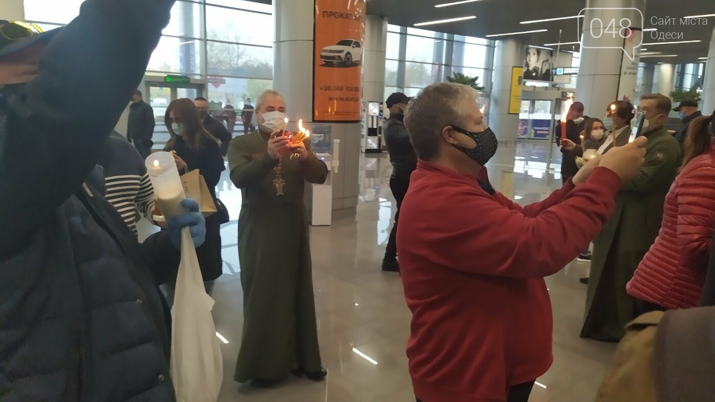 Благодатный огонь в Одессе.