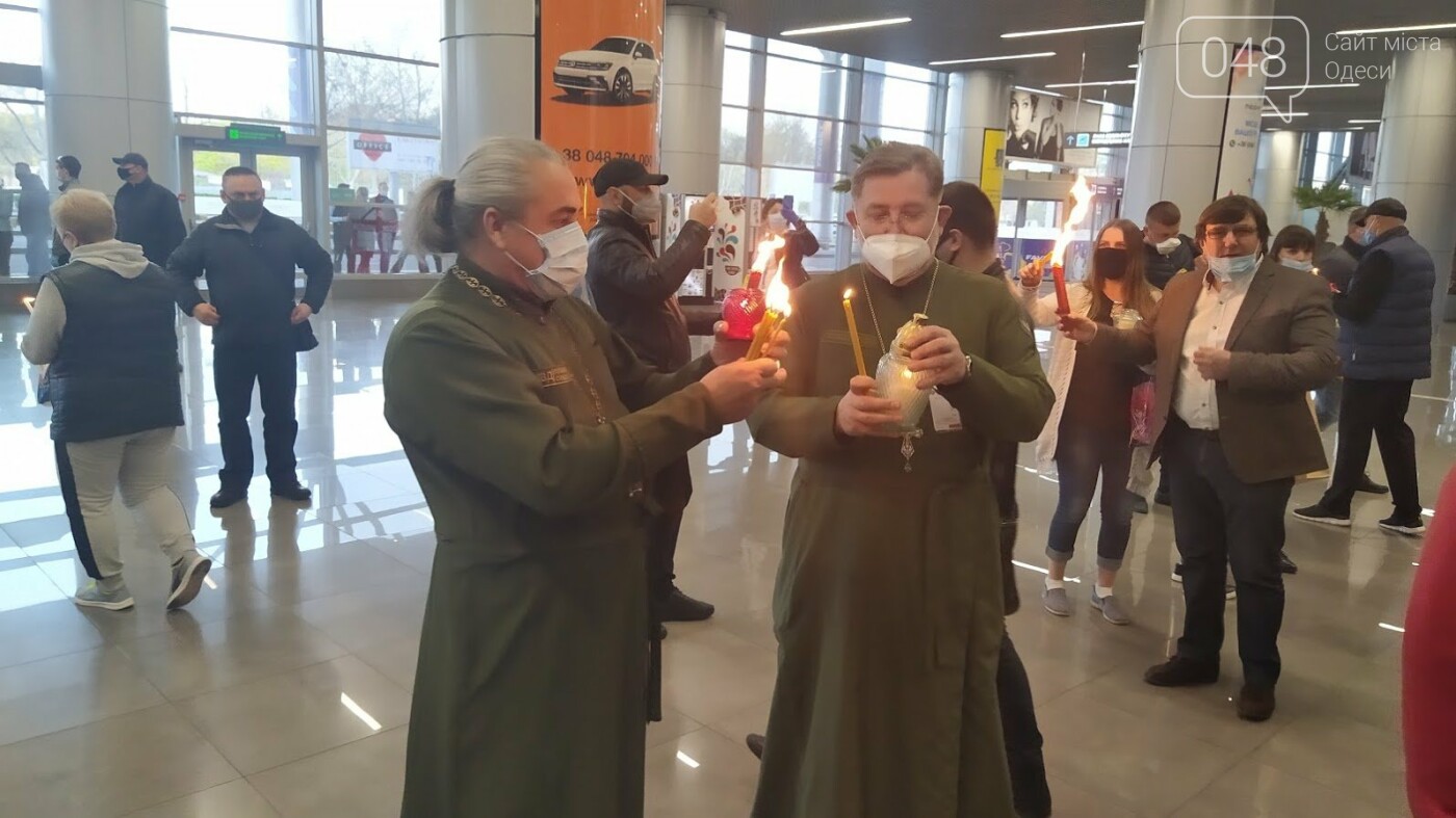 Благодатный огонь в Одессе.