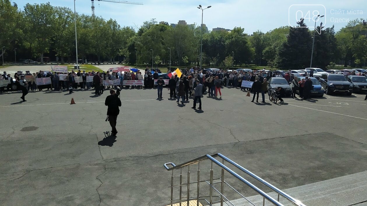Митинг против изменений в перспективный план развития громад Одесской области.
