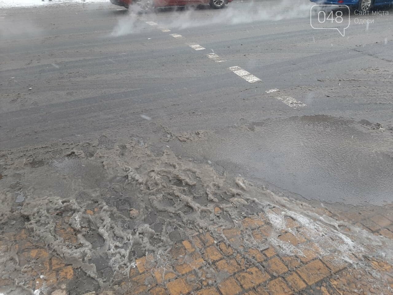 Одессу замело: ситуация на дорогах и тротуарах в городе, - ФОТО, фото-5