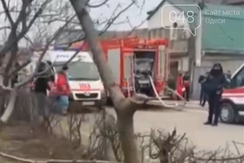В Одессе во время тушения пожара погиб спасатель, - ФОТО, фото-1