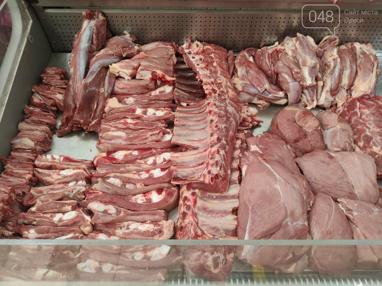 Мясо, рыба, молоко: цены на одесском Привозе в этот четверг, - ФОТО, фото-1