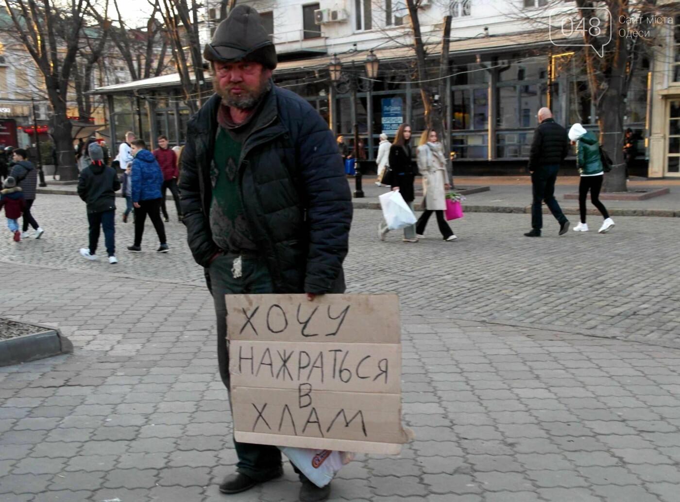 Маски без масок: 1 апреля в Одессе было весело, несмотря на карантин,- ФОТОРЕПОРТАЖ, фото-19