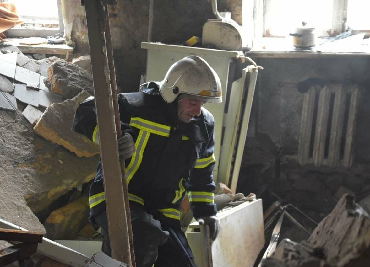 Взорвался газ: в Одессе скончался хозяин квартиры в которой произошло ЧП, - ФОТО, фото-3