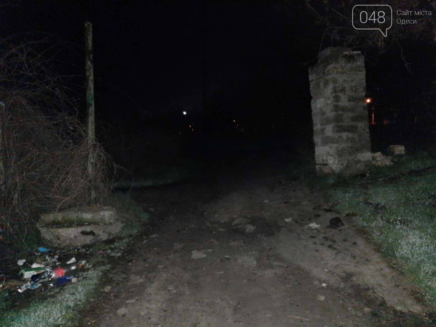 Под покровом ночи на "Чкаловский" пляж в Одессе неизвестные загнали технику, - ФОТО, ВИДЕО, СТРИМ, фото-21