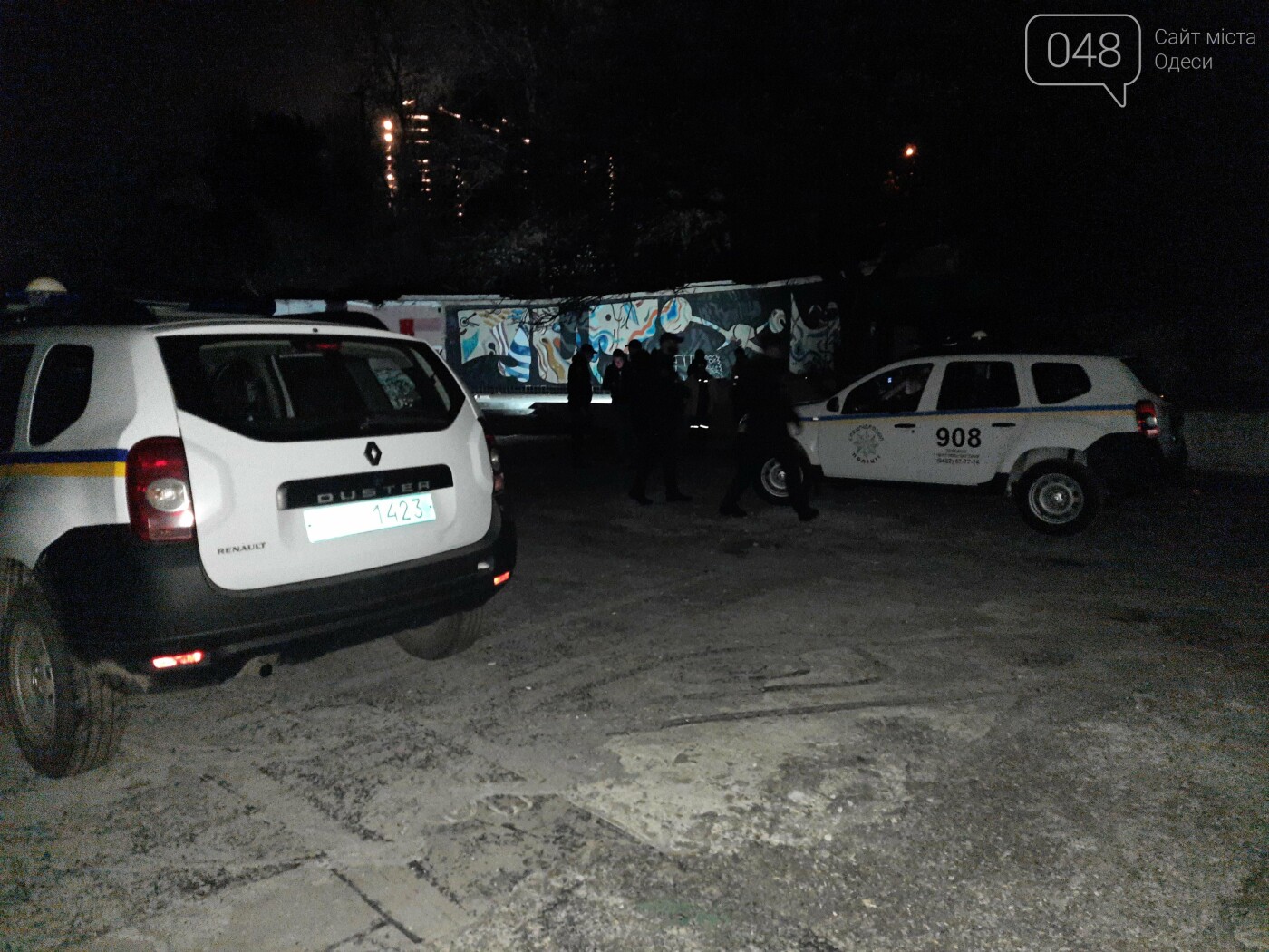 Под покровом ночи на "Чкаловский" пляж в Одессе неизвестные загнали технику, - ФОТО, ВИДЕО, СТРИМ, фото-10
