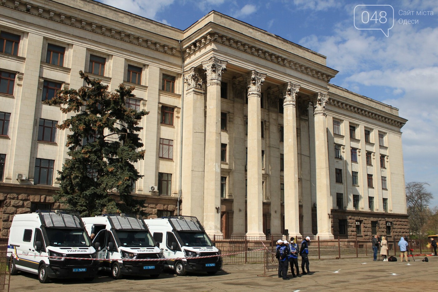 Фото в одессе дома профсоюза в