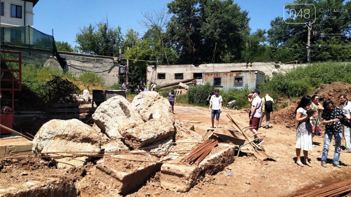 Одесситы устроили "облаву" на стройке возле склонов - ФОТО, фото-6, ФОТО: Александр Жирносенко.