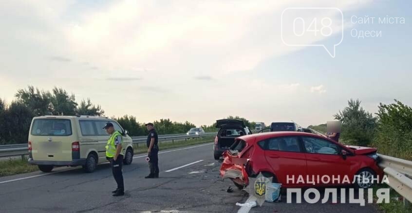 Тройное ДТП на трассе Киев - Одесса: травмировались двое детей и женщина,- ФОТО, фото-2