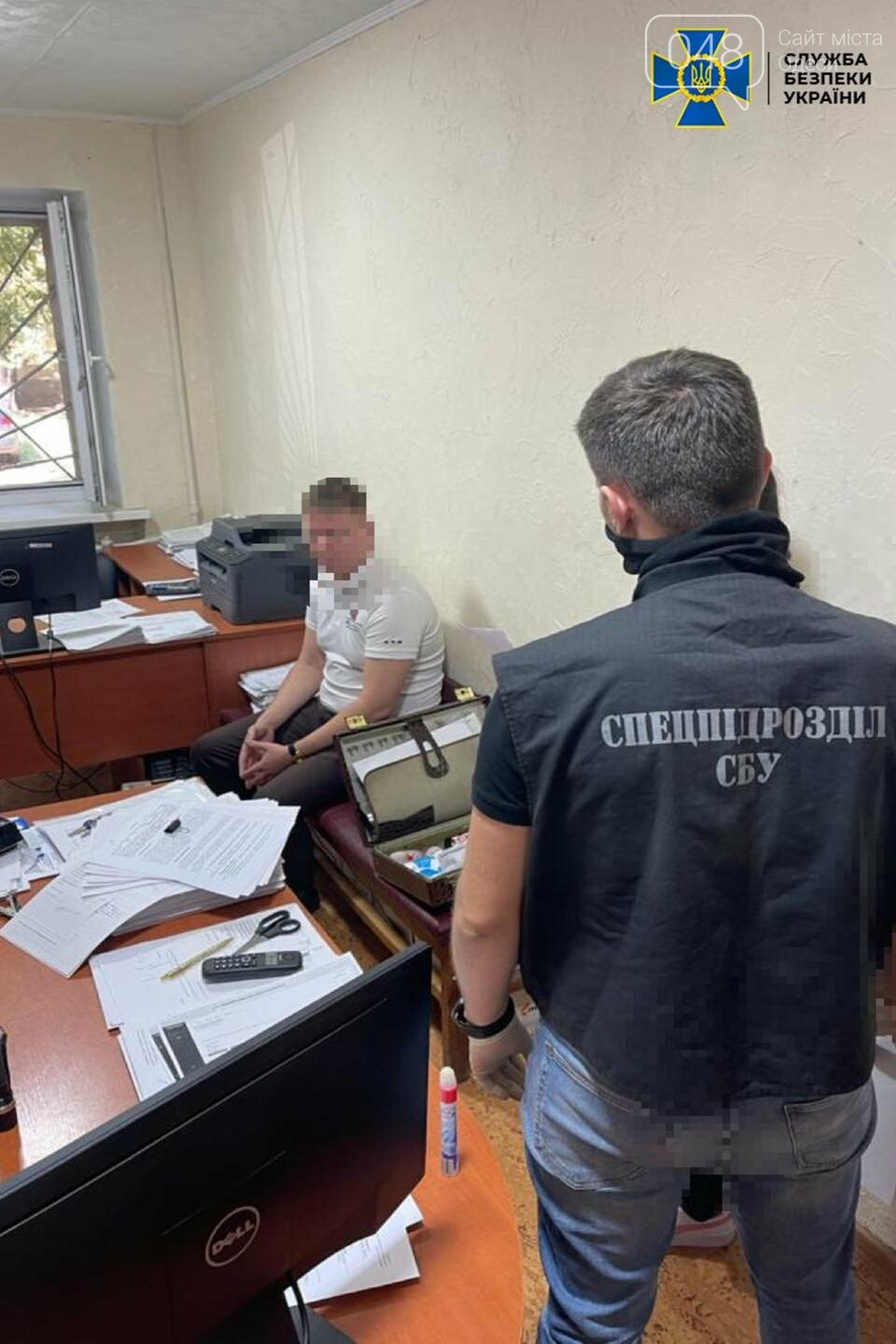 В Одессе поймали чиновника, который требовал взятку за снятие ареста с имущества должников ,- ФОТО, фото-4