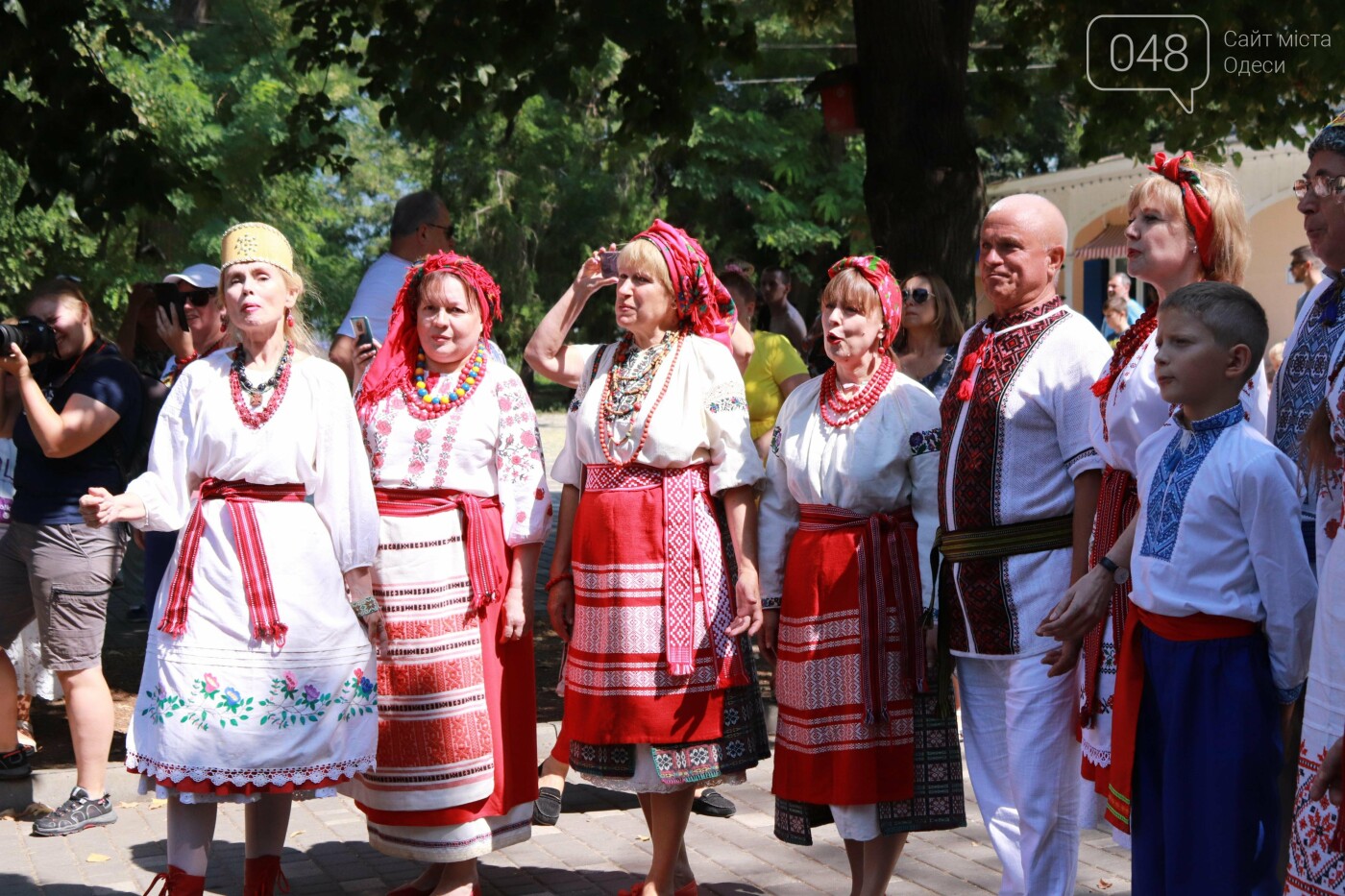 Труханова и Гриневецкого встречали с оркестром и караваем: День Независимости в Одессе, - ФОТО, фото-5