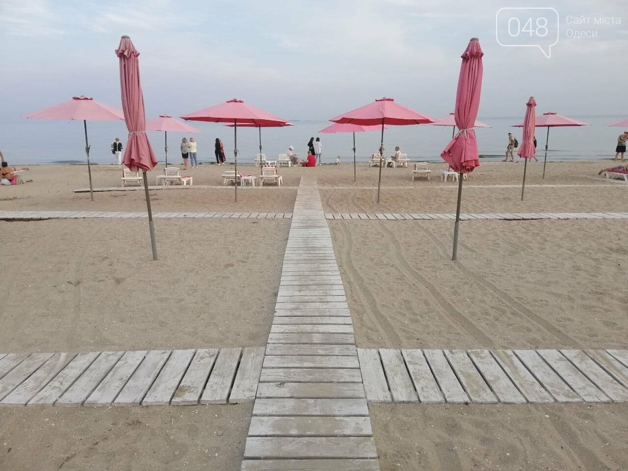 На пляжах Одессы начался бархатный сезон,- ФОТОРЕПОРТАЖ, фото-3
