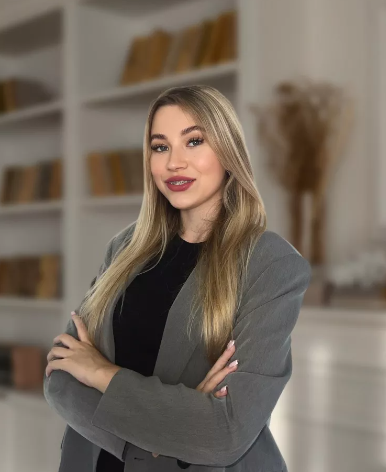 Чернець Аліса Віталіївна - Юрист