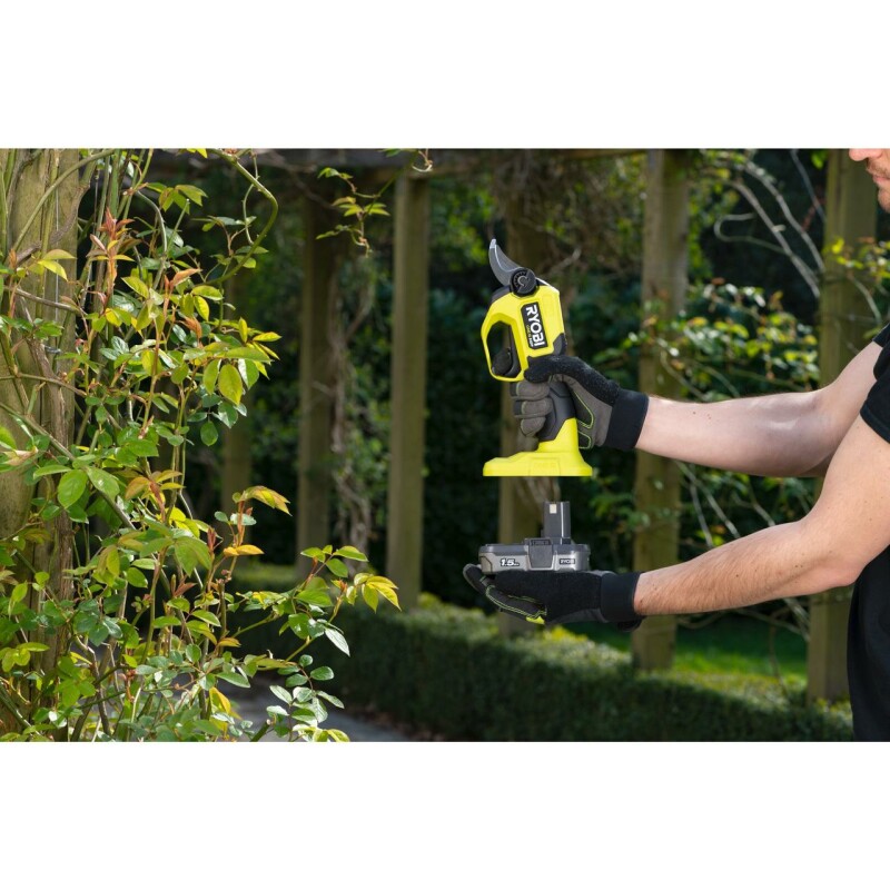 Бесщеточный аккумуляторный секатор RYOBI RY18SCXA-0 18В ONE+ НР - Изображение 8
