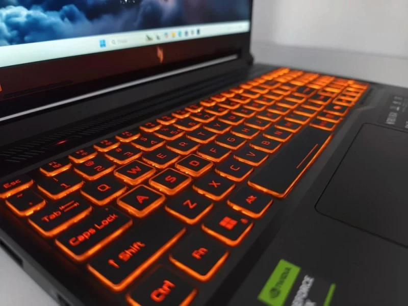Acer Nitro V 16 AI ANV16-42-R309 (NH.U2NAA.001) - Зображення 6