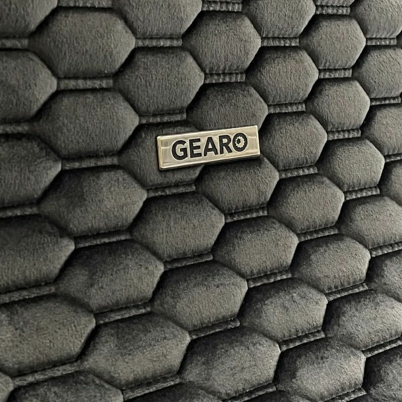Накидки на передние сиденья Gearo Gran Lusso Prestige (GE0710BK-F) - Изображение 1