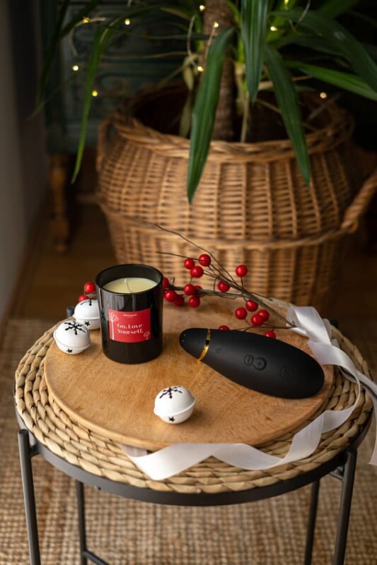 Масажна свічка Womanizer, 155 г, Scented Candle з ароматом білого чаю - Зображення 6