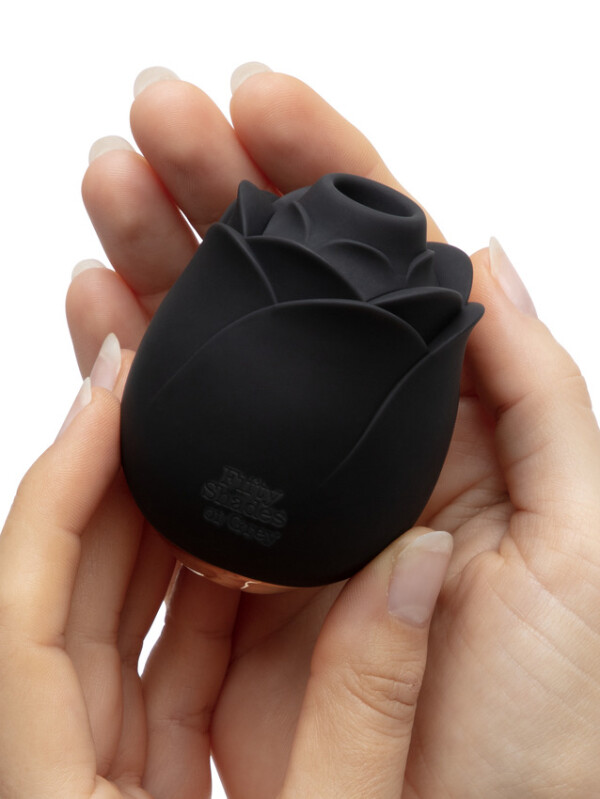 Кліторальний стимулятор у формі троянди Fifty Shades of Grey Rose Clitoral Suction чорного кольору - Изображение 5