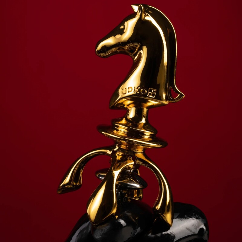 Уретральний катетер у вигляді шахової фігури Knight The Chess UPKO The Chess Collection з двома насадками, метал, срібно-золотий - Зображення 5