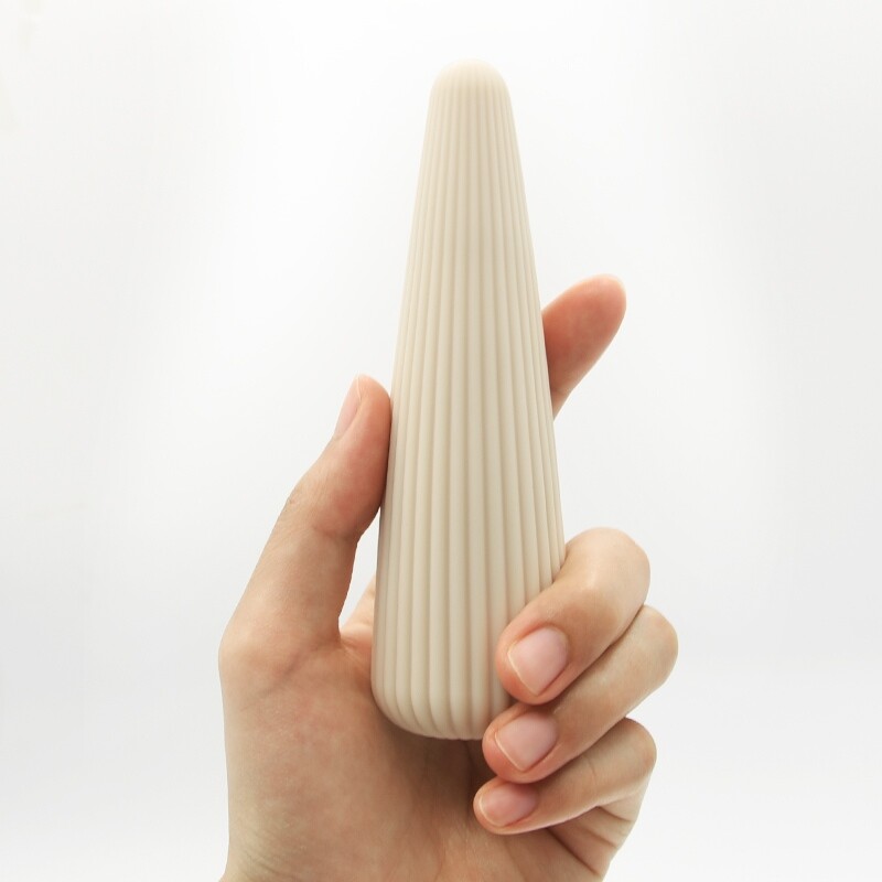 Вібратор для клітора Sweet Em Cone у формі конуса, ребристий, бежевий, 12.8 х 3.8 см - Зображення 3