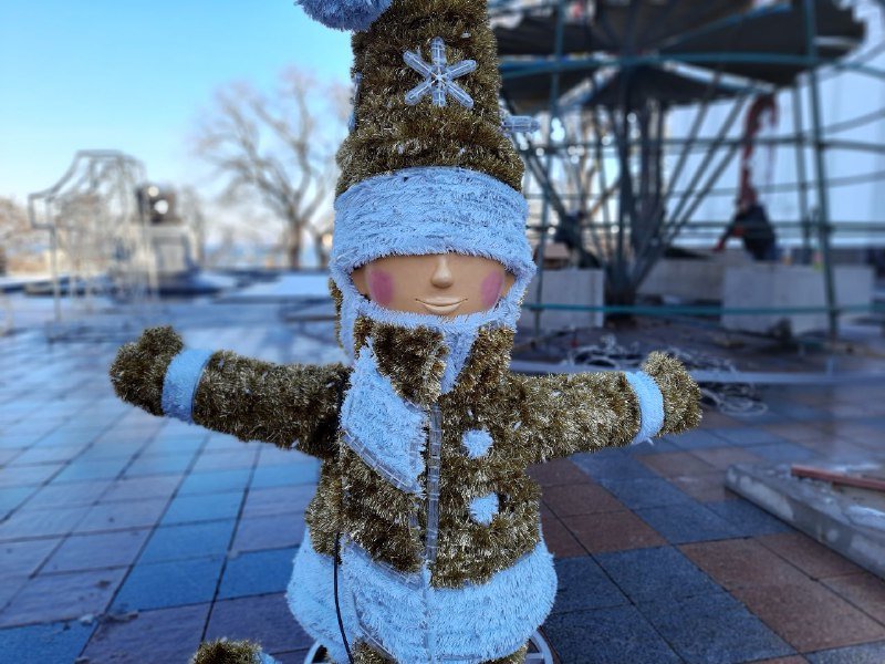 В Одессе разобрали главную ёлку, - ФОТОРЕПОРТАЖ, ВИДЕО, фото-6