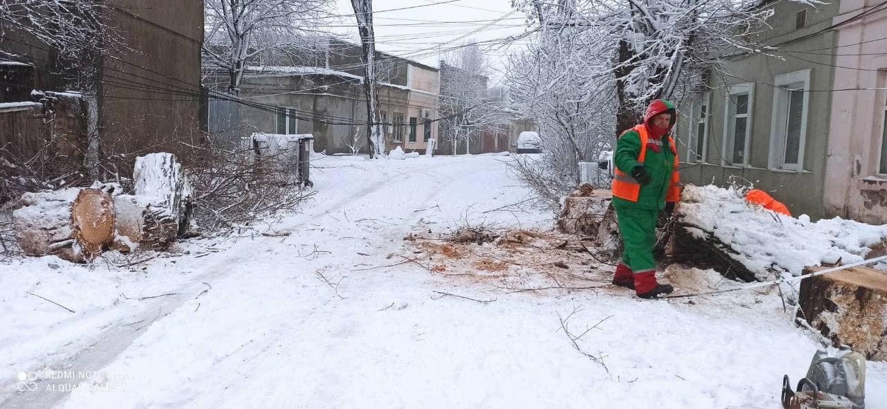 Стихия в Одессе: коммунальщики рассказали о ситуации в городе, - ФОТО, фото-1