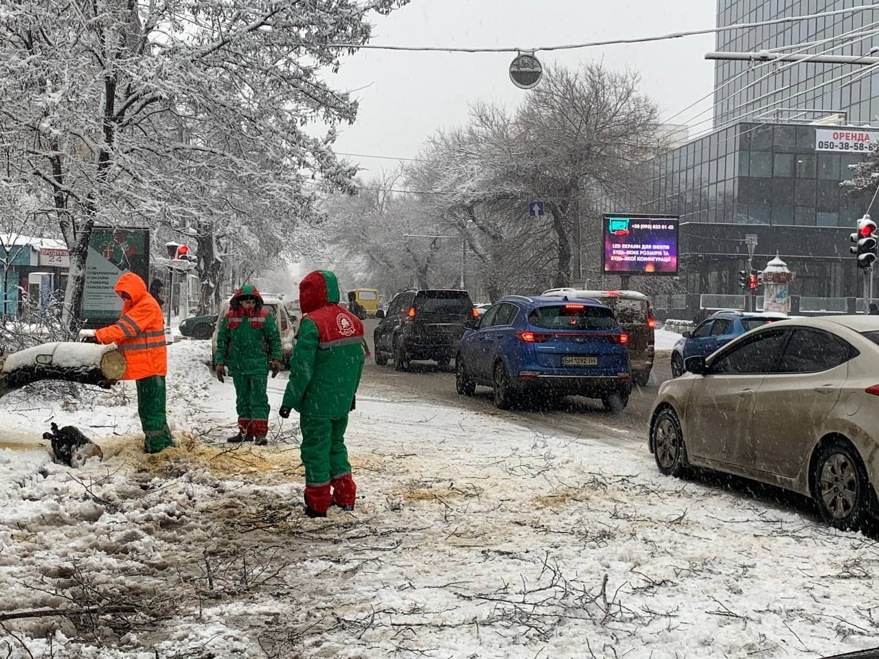 Стихия в Одессе: коммунальщики рассказали о ситуации в городе, - ФОТО, фото-9