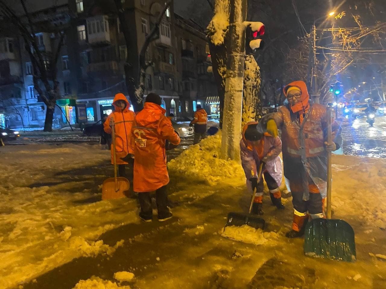 В Одессе упало почти 500 деревьев и крупных веток, - ФОТО, фото-2