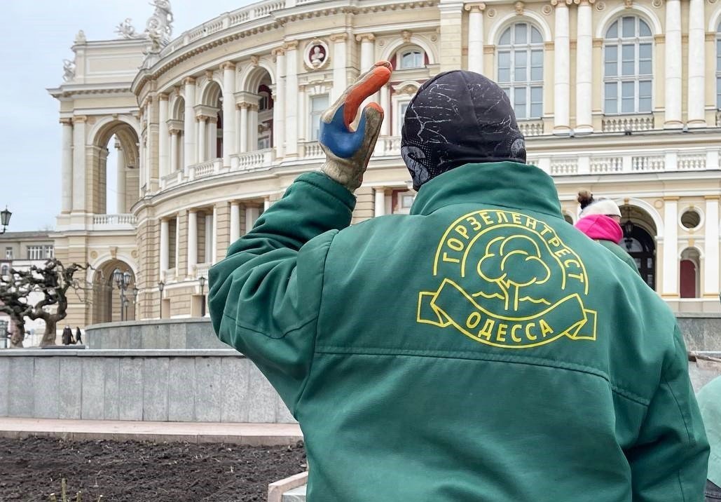 В Одессе проводят дезинфекцию детских площадок и облагораживают зелёные зоны, - ФОТО, фото-7