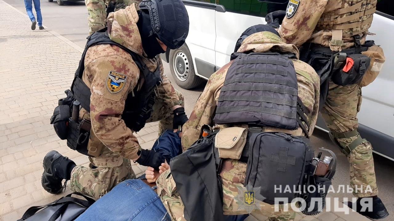 Полиция задержала одессита, который изготавливал и продавал огнестрельное оружие, - ФОТО, фото-2