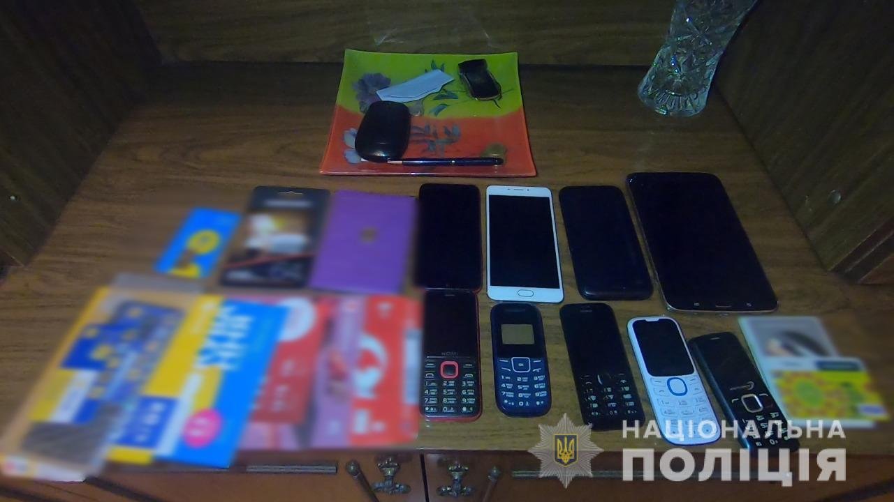 Оформляли кредиты на поддельные документы: в Одессе задержали мошенников, фото-1