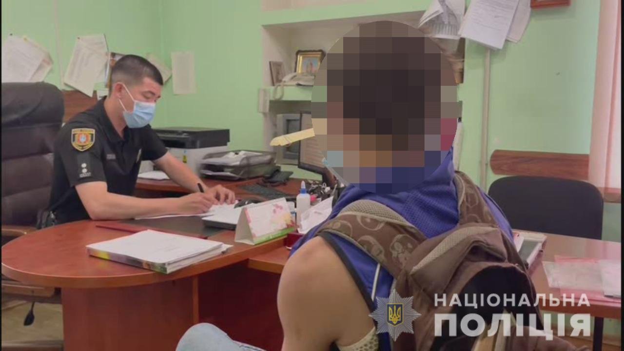 Появились подробности задержания подозреваемого в изнасиловании 8-летней жительницы Одесской области, фото-1