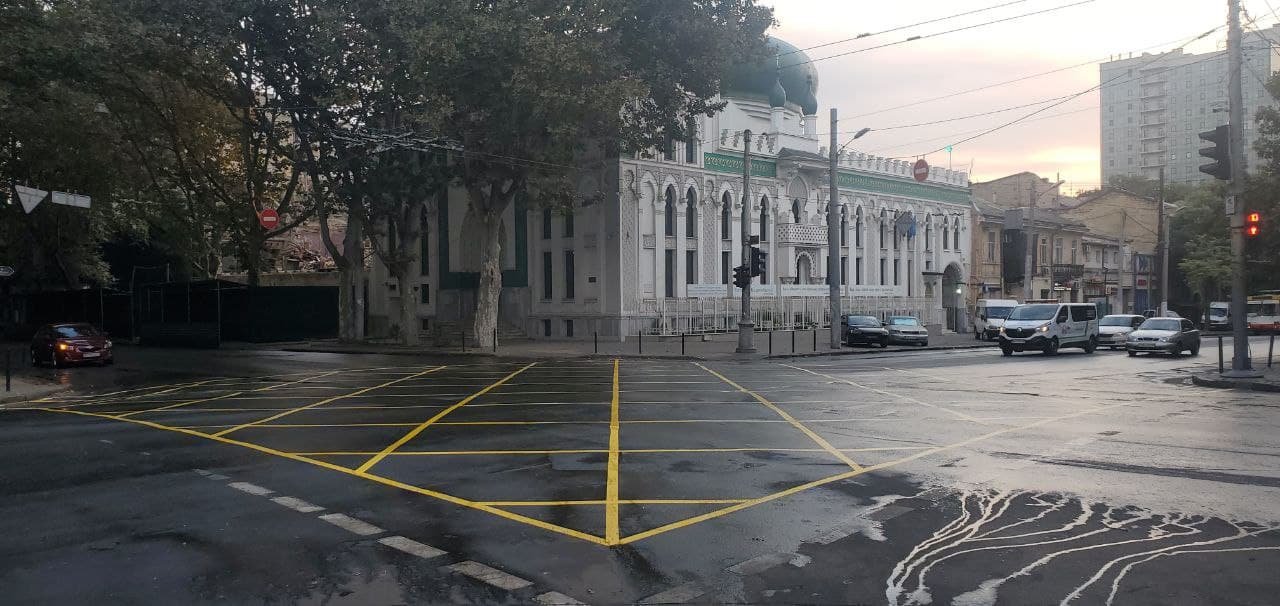 В центре Одессы на некоторых перекрёстках появилась новая разметка, - ФОТО , фото-4