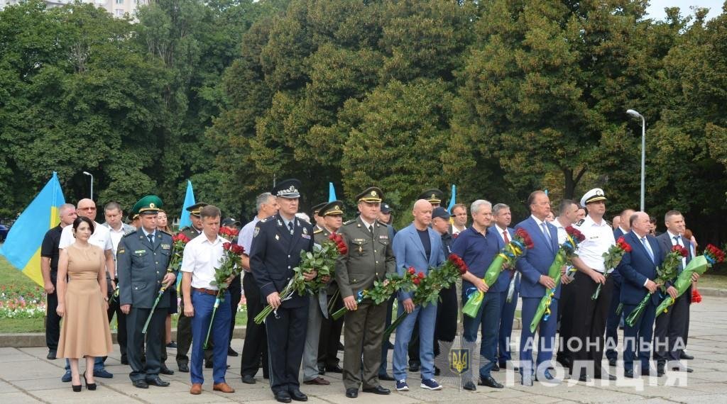 Правоохранители Одесской области почтили память погибших защитников Украины, - ФОТО , фото-10