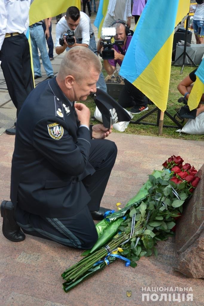 Правоохранители Одесской области почтили память погибших защитников Украины, - ФОТО , фото-11